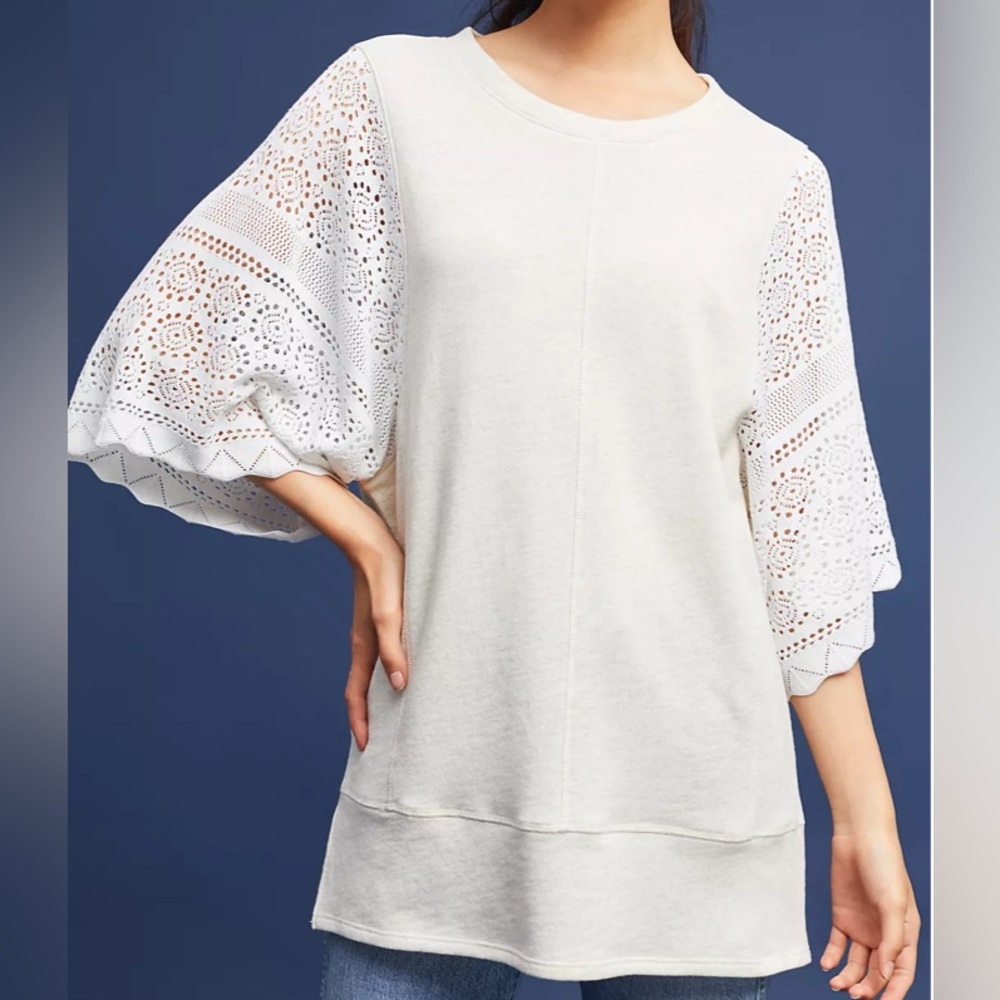 Akemi + Kim  Anthropologie Coro Knit Pullover off- white - size small